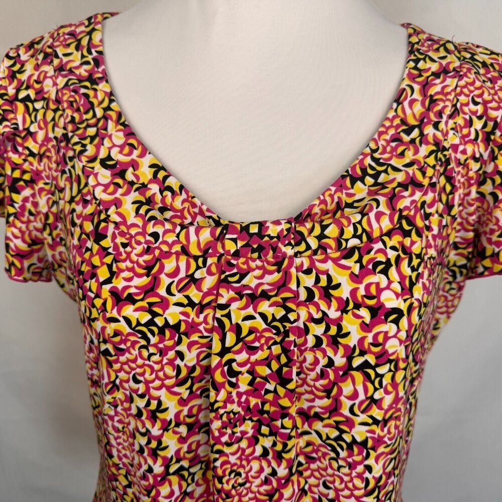 ALFANI Sz M Pink Yellow Black White Scoop neckline front pleat flutter sleeve