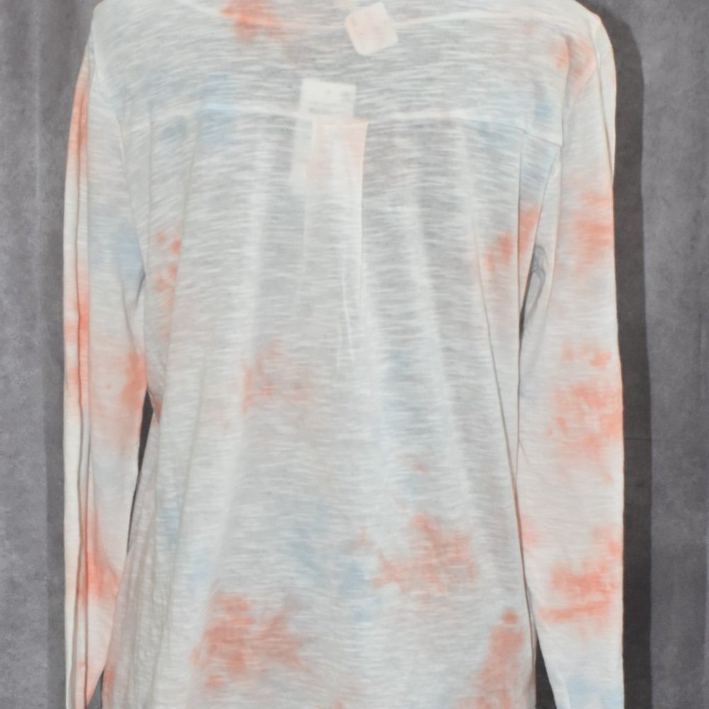 Style & Co Top Women Sz M Peach Blue Dye Knit Shirting Long Sleeve Henley NWT