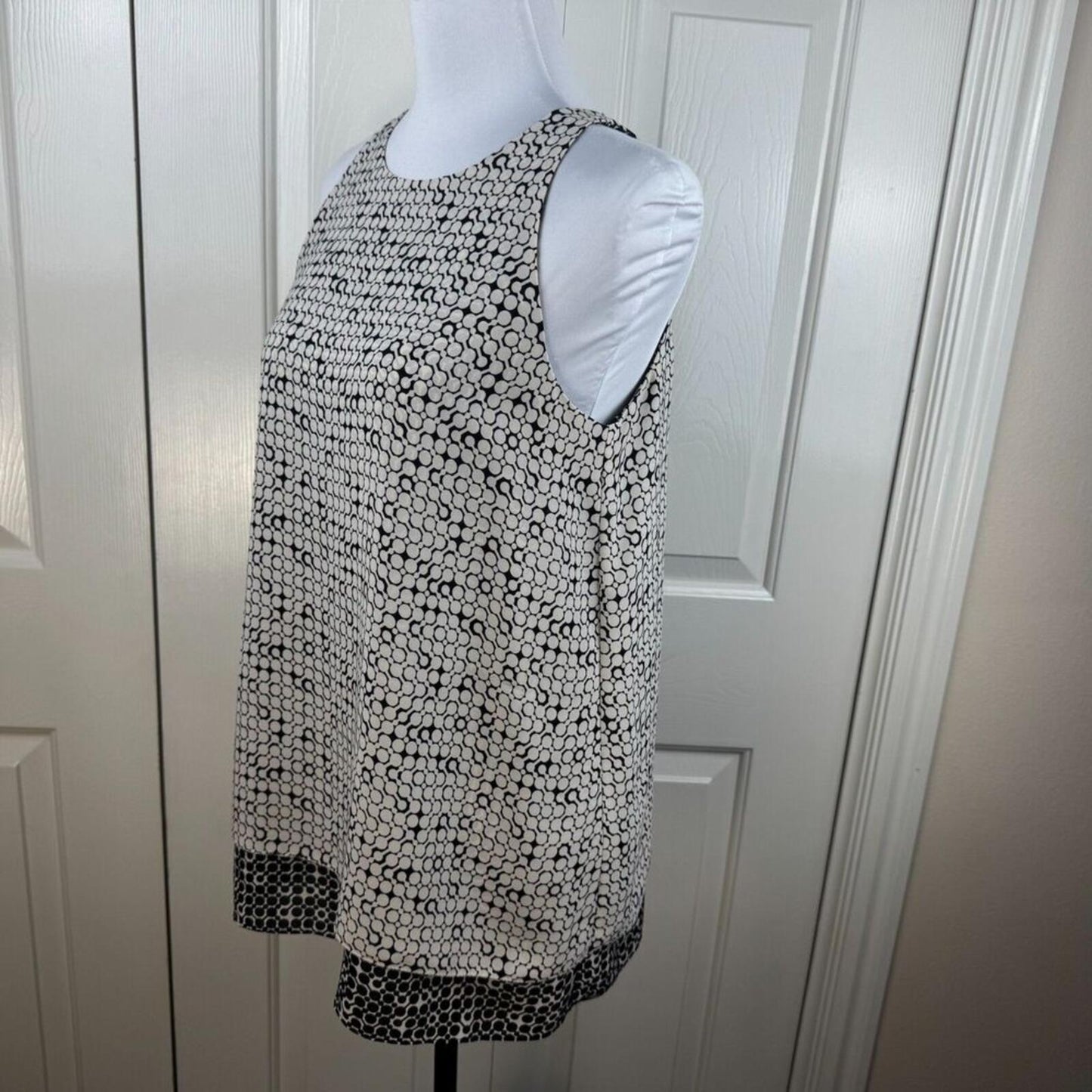 Max Studio Women Halter Top Size Small  Geometric Print Black Beige Sleeveless