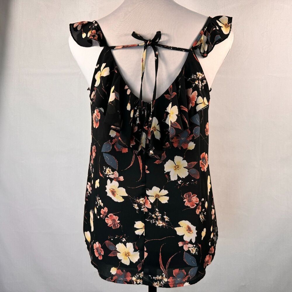 Maurices Floral Tank Sz S Black Peach Yellow Ruffled neck spaghetti straps
