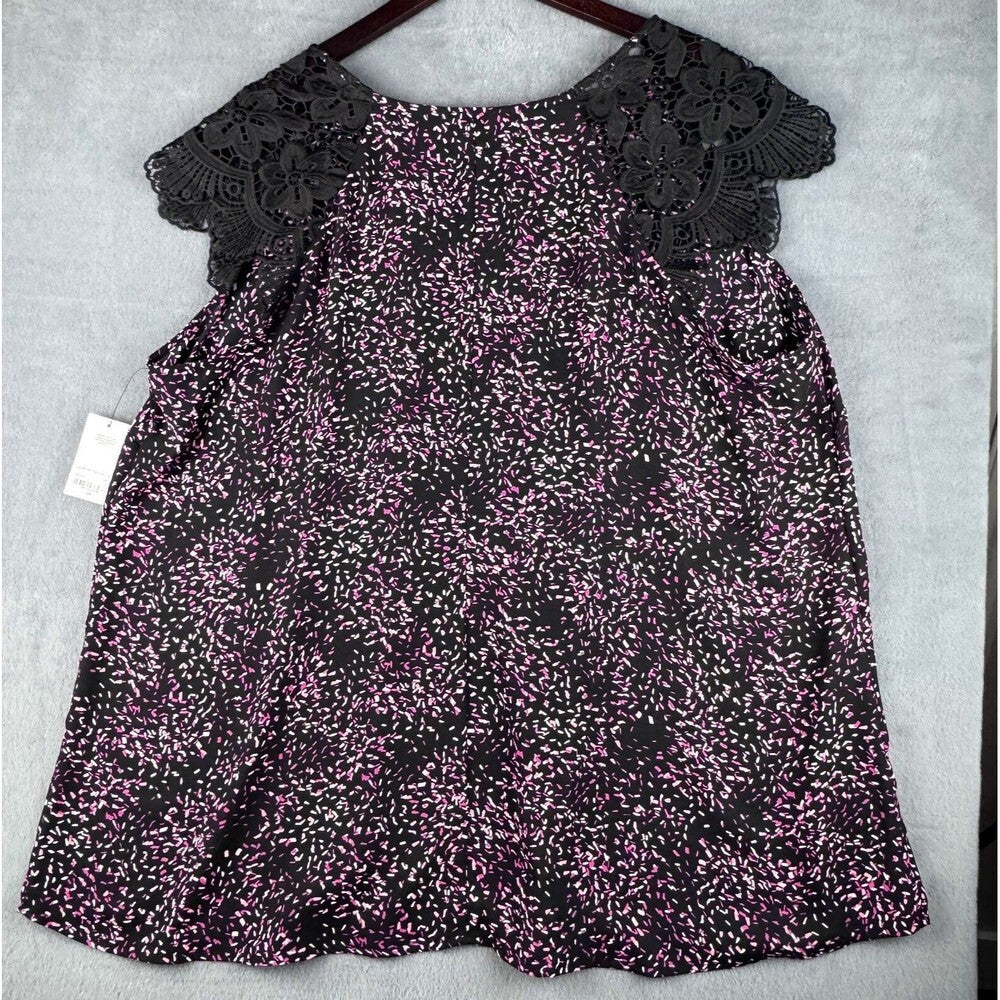 City Streets Top Sz 2X Black and Print Red Orange Lace Cap Sleeve V-Neck