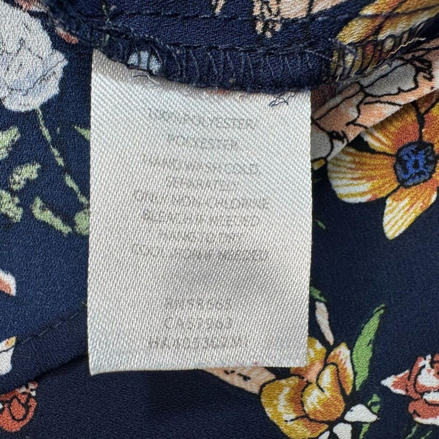 Halogen Blouse Sz XL Navy Blue Floral Print V-Neck Cap Sleeve Back Strap