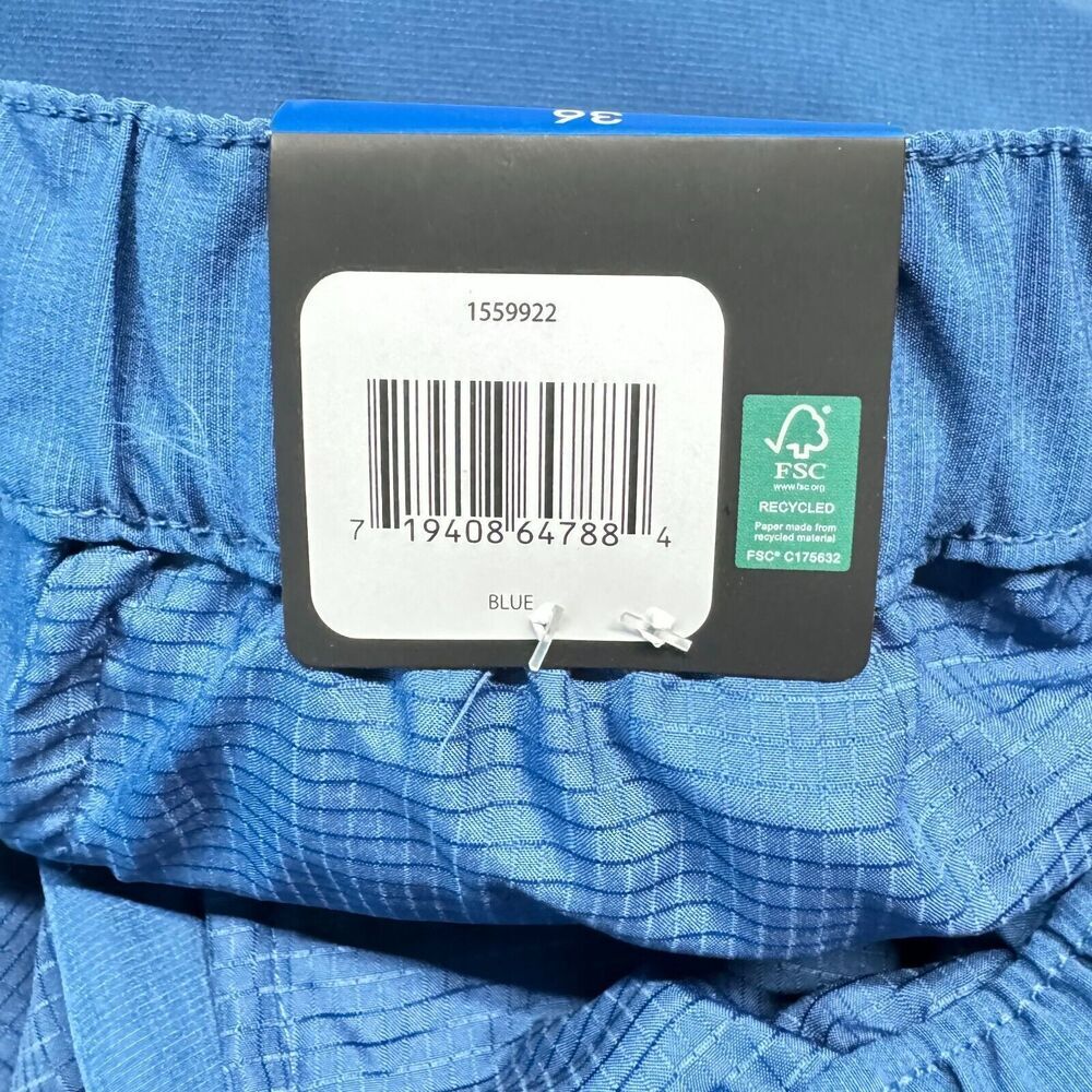 Banana Republic Men Shorts  Sz 36 Blue Comfort Waist Stretch Wicking Flat Front