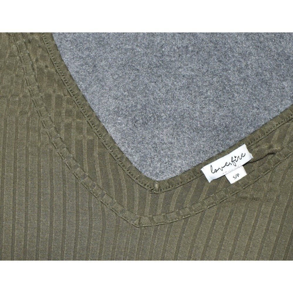 Love Fire Womens Knit Top Knot Front Long Sleeve V-Neck Thyme Size Small