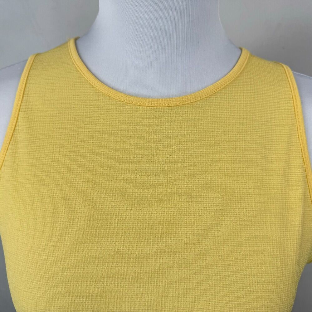 Zara BW Top Sz S Yellow Short Sleeve Round Neck Asymmetrical Peplum Hem