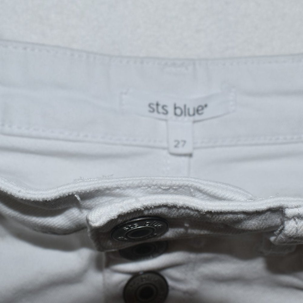 STS Blue Emily White Denim Mini Skirt Size 27 Button Front Frayed Hem