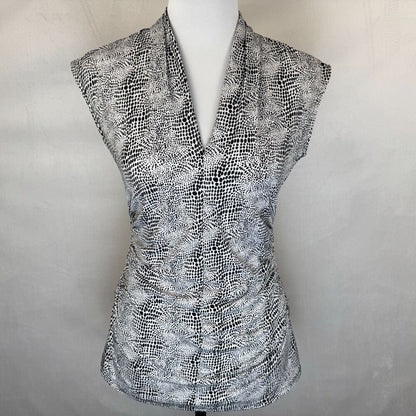 Vince Camuto Top Sz S VNeck Sleeveless White Black Print Pullover Side Ruching