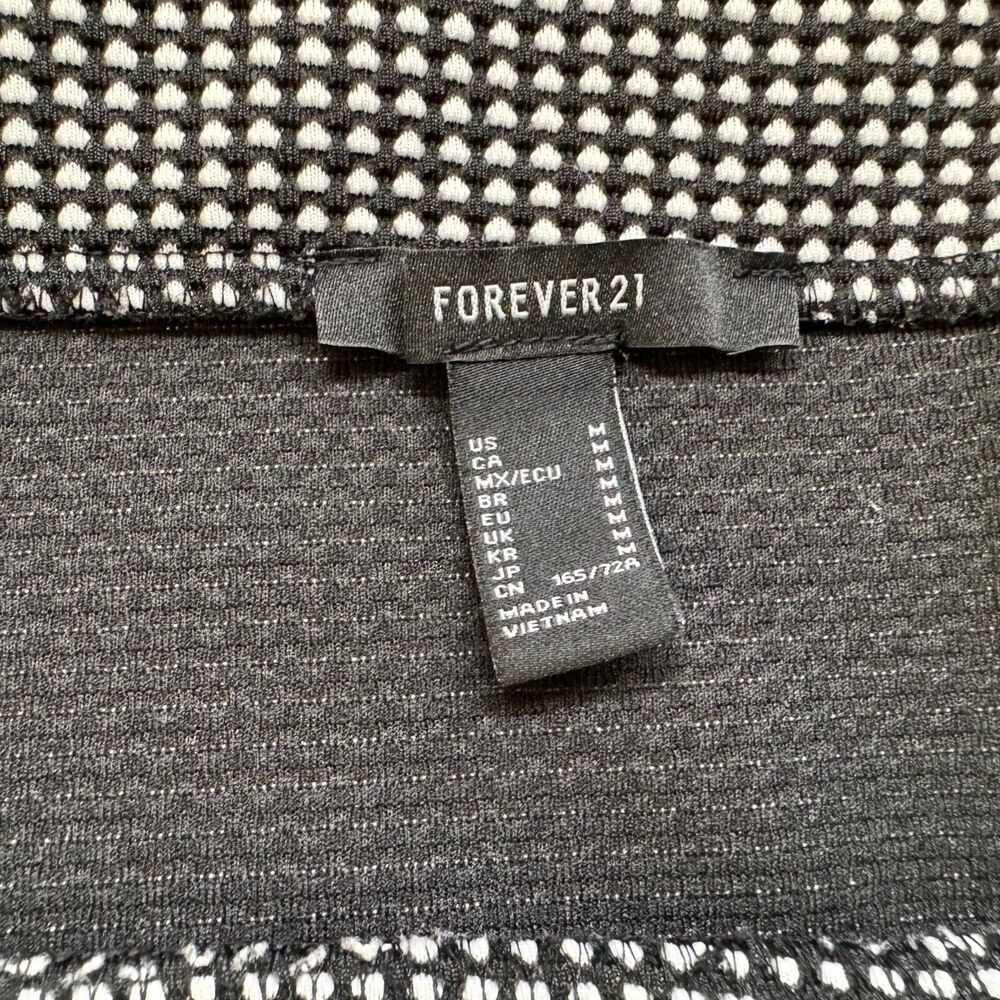 Forever 21 Mini Skirt Sz M Black white hearts stretchy mini bodycon