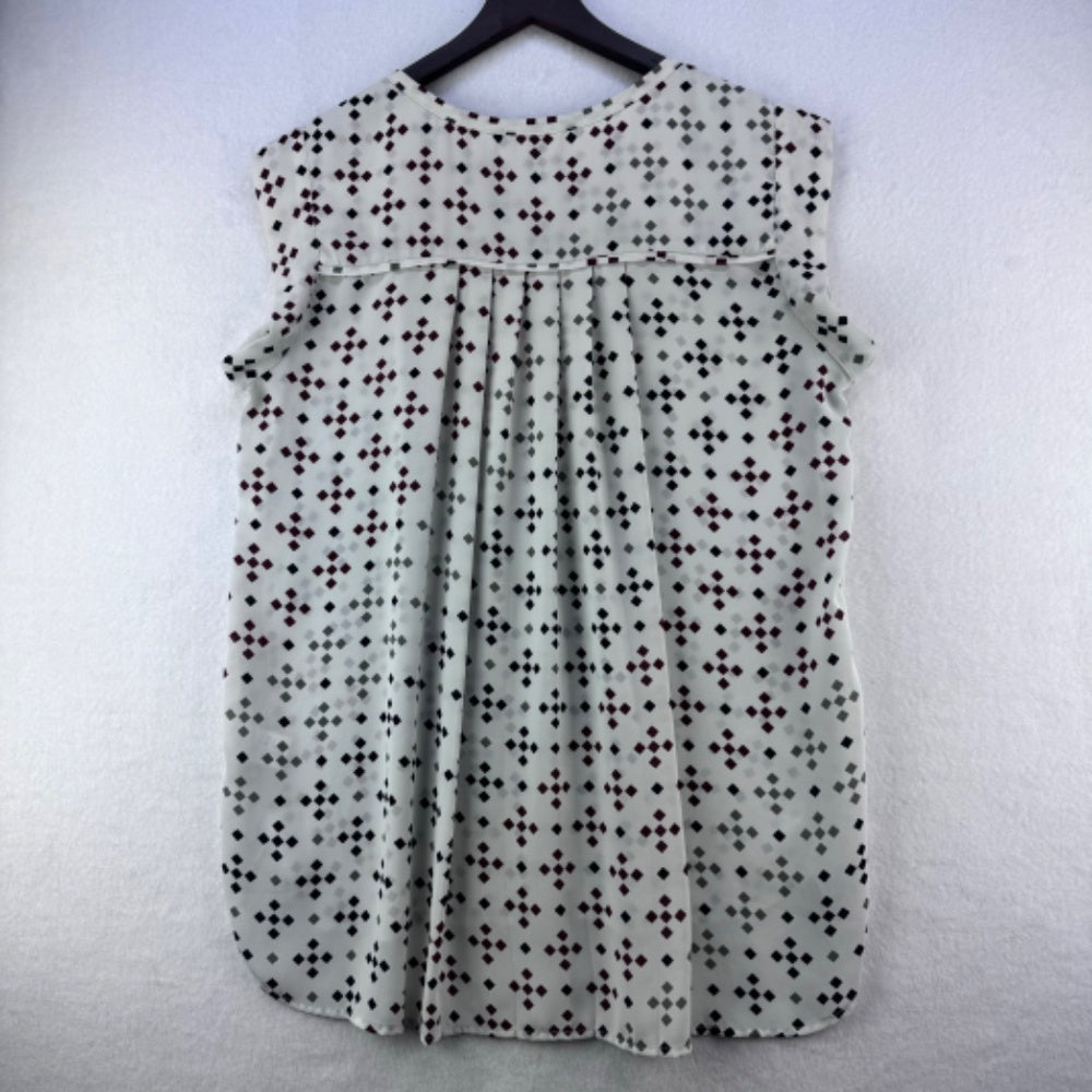Pleione Top Women Sz M Cream blue red gray squares cap sleeves pleated back