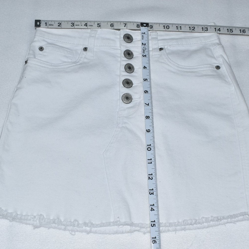 STS Blue Emily White Denim Mini Skirt Size 27 Button Front Frayed Hem