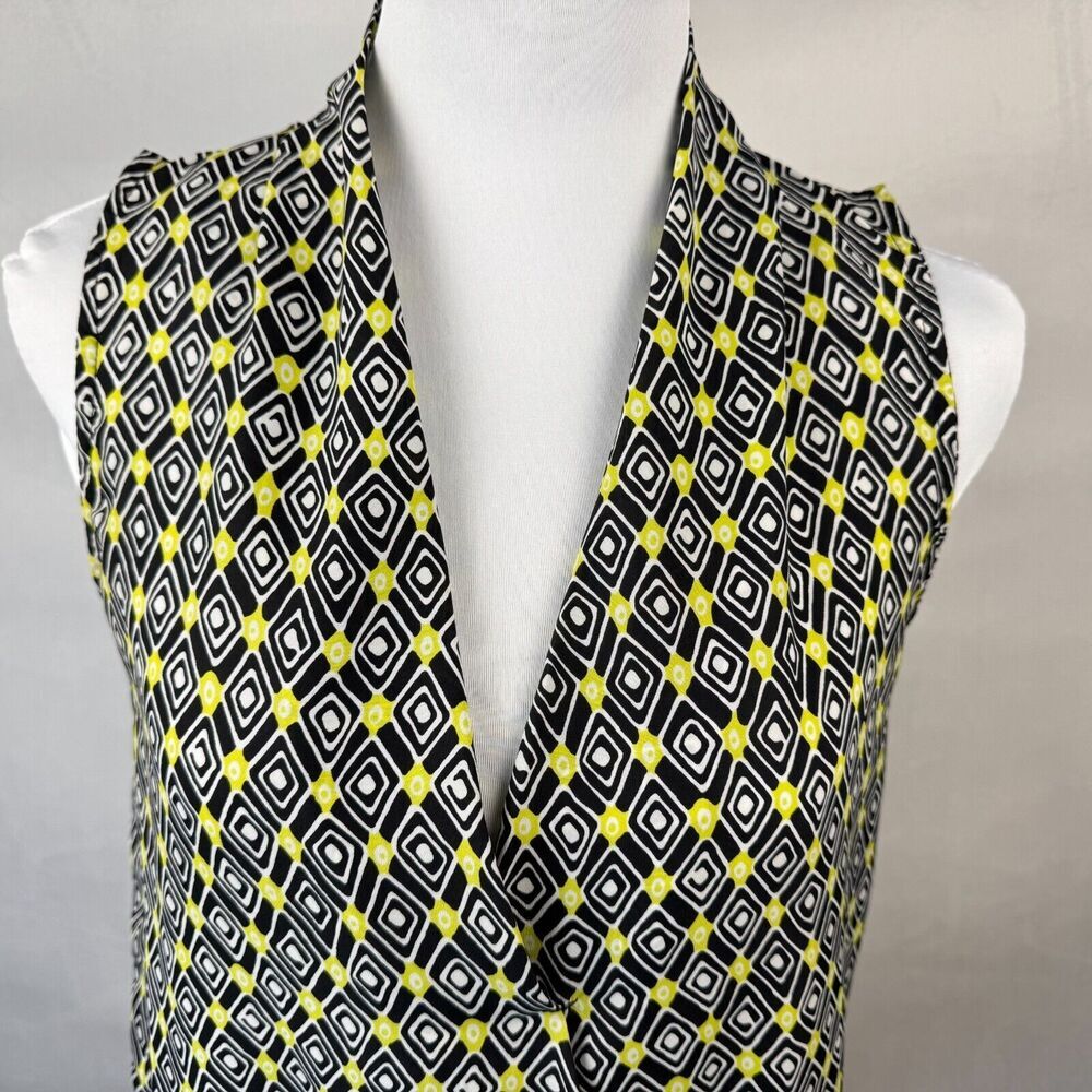 Violet & Claire Women Top Sz S Black Diamond Print Faux Wrap Drape Sleeveless