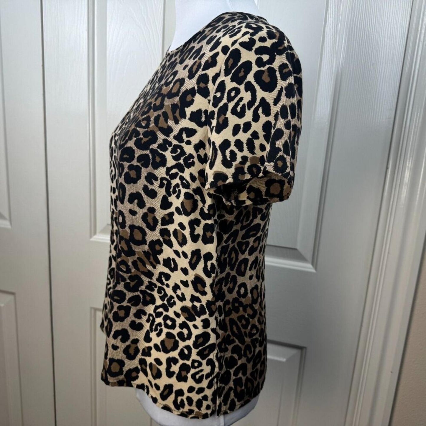Nygard Collection Women Sz 6 Brown Animal Print Elegant Crew Neck Short Sleeve