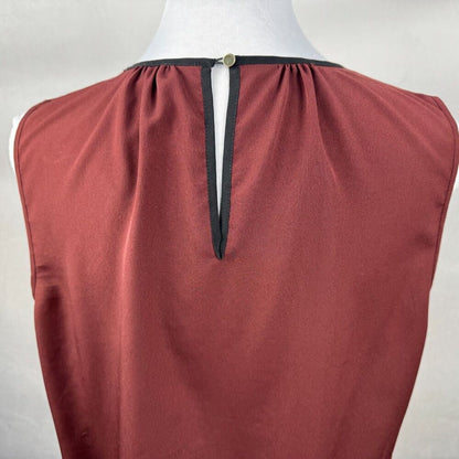 Chaus New York Women Sz M Top Maroon Black Trim Sleeveless Neck Keyhole Career