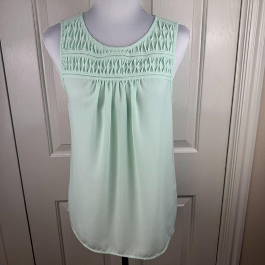 ELLE Women Top Sz M Sheer Round Neck Sleeveless Light Green Smocked Yoke