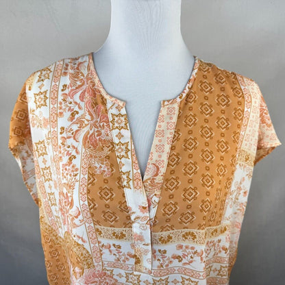 Cupcakes And Cashmere Blouse Sz M Cap Sleeve Split VNeck Orange Floral