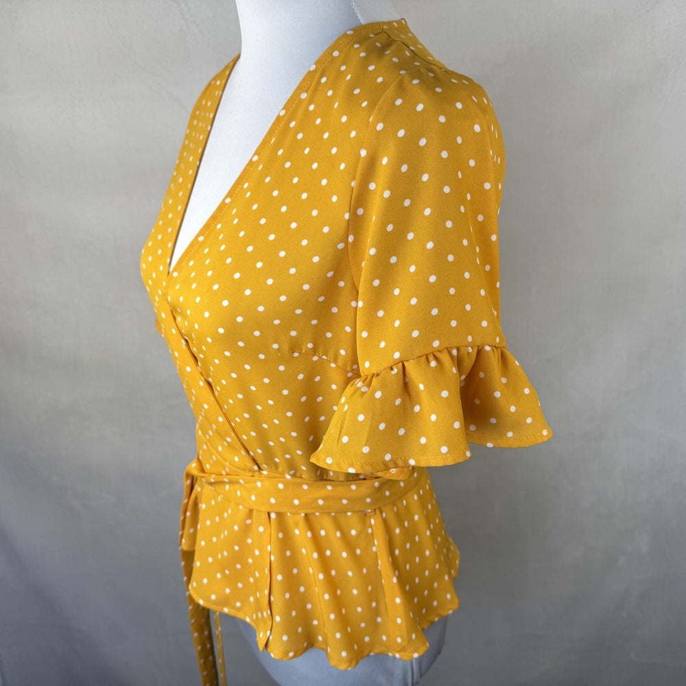 Side view Forever 21 women's blouse yellow, size M