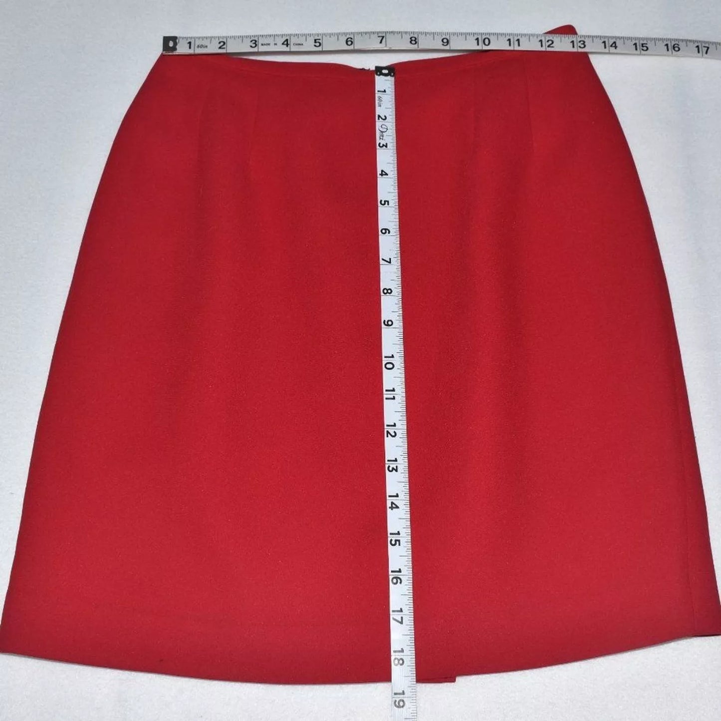 Kasper Pencil Skirt Sz 4 Red Crepe Back Zipper Vintage Lined